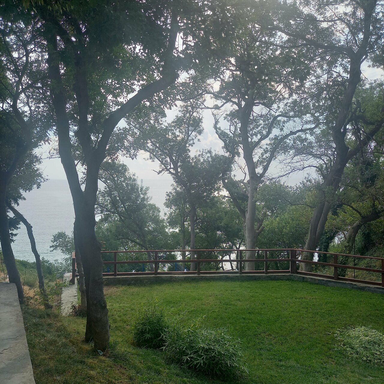 Гостевой дом Лавровый Сад Алупка-25