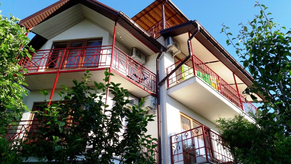 Гостевой дом Лавровый Сад Алупка-41