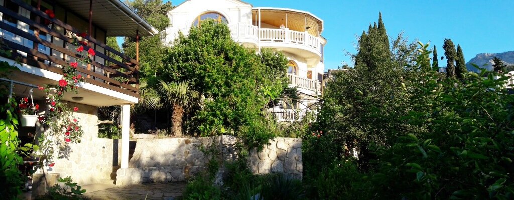 Гостевой дом Лавровый Сад Алупка-23