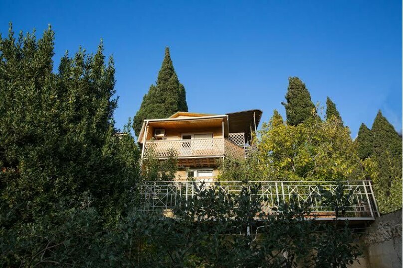 Гостевой дом Лавровый Сад Алупка-35