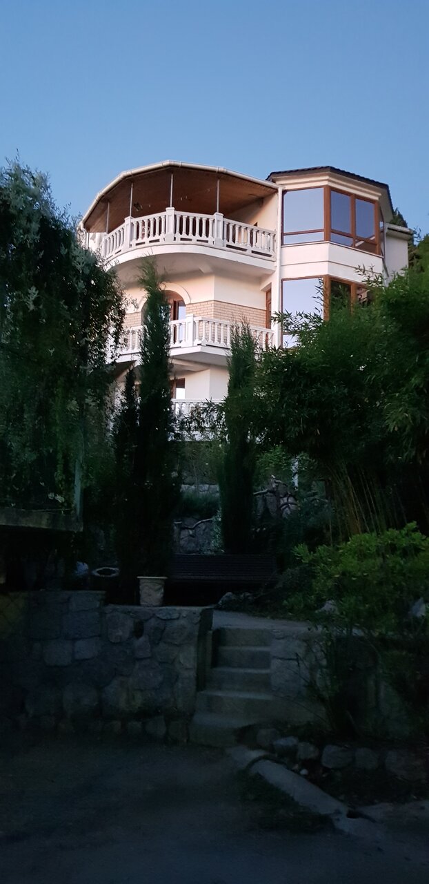 Гостевой дом Лавровый Сад Алупка-64