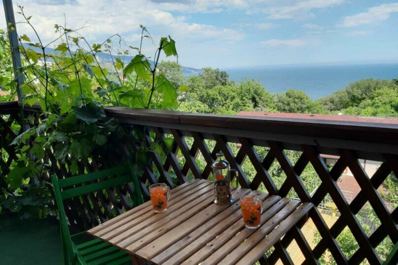 Гостевой дом Лавровый Сад Алупка-9