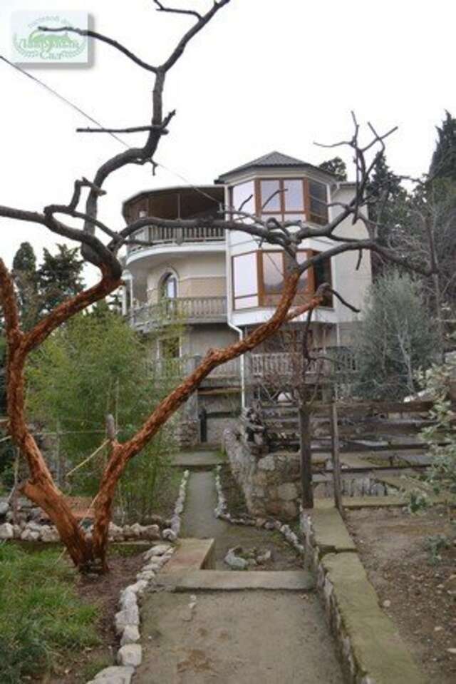 Гостевой дом Лавровый Сад Алупка-10