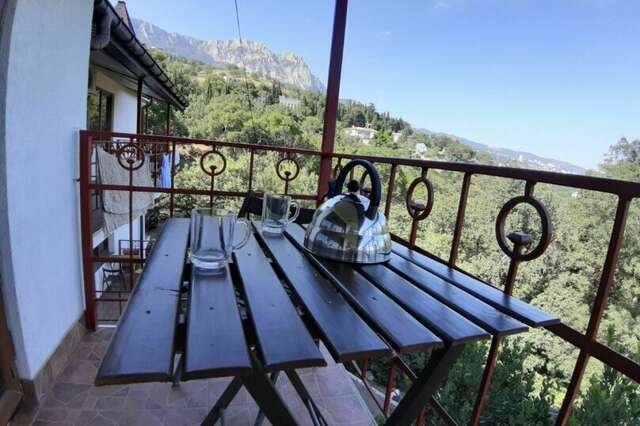 Гостевой дом Лавровый Сад Алупка-41