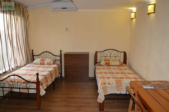 Гостевой дом Лавровый Сад Алупка-246