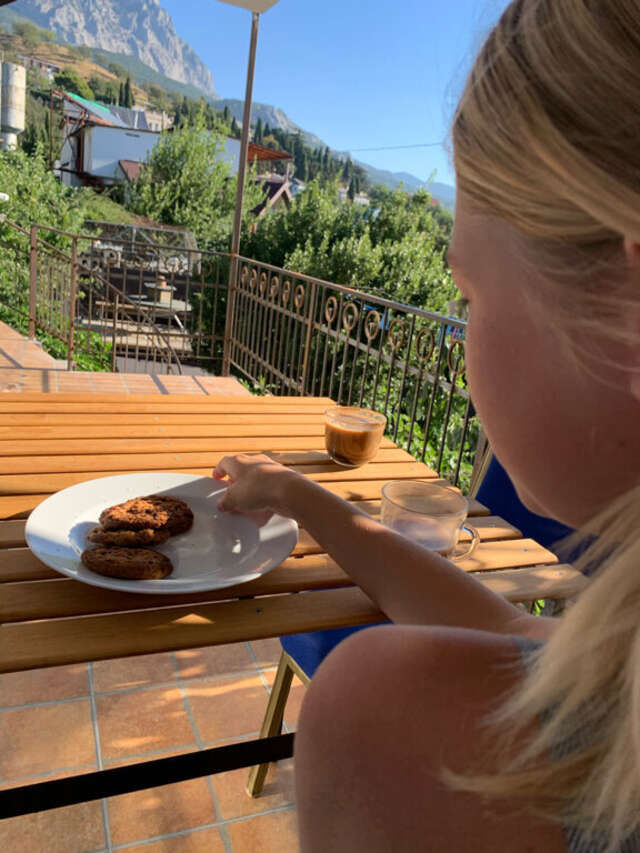 Гостевой дом Лавровый Сад Алупка-91