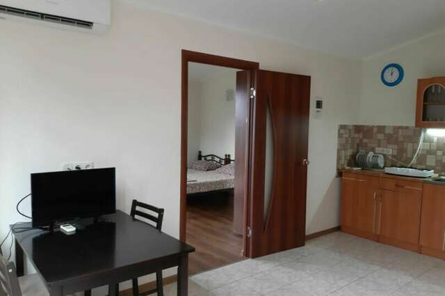 Гостевой дом Лавровый Сад Алупка-176