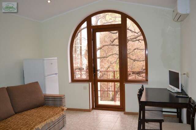 Гостевой дом Лавровый Сад Алупка-81