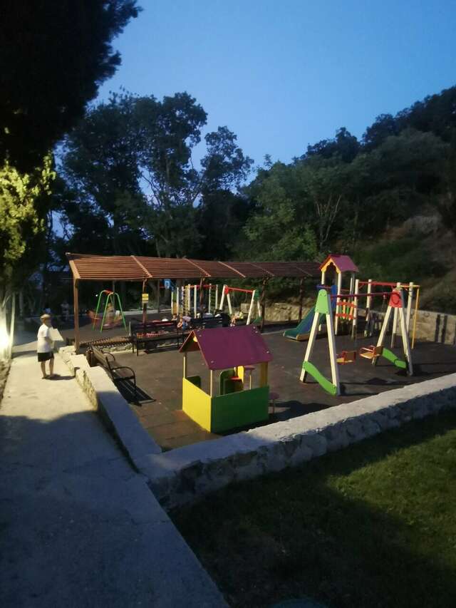 Гостевой дом Лавровый Сад Алупка-203